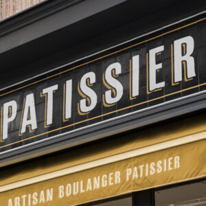 a Patissier (pastry chef) Paris