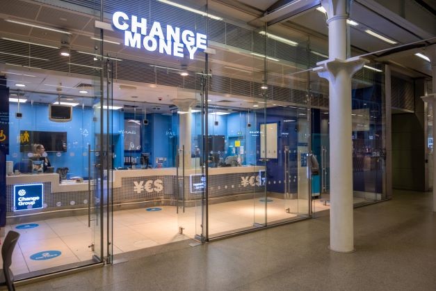 change-money-units-and-atms_001