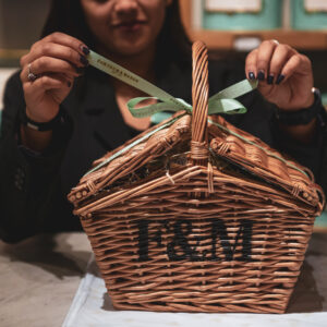 fortnum-mason-basket-hamper-st-pancras-kings-cross-london