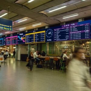 new-cis-screens-st-pancras-international_002