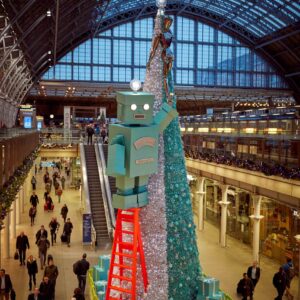 tiffany-christmas-tree-at-st-pancras-2