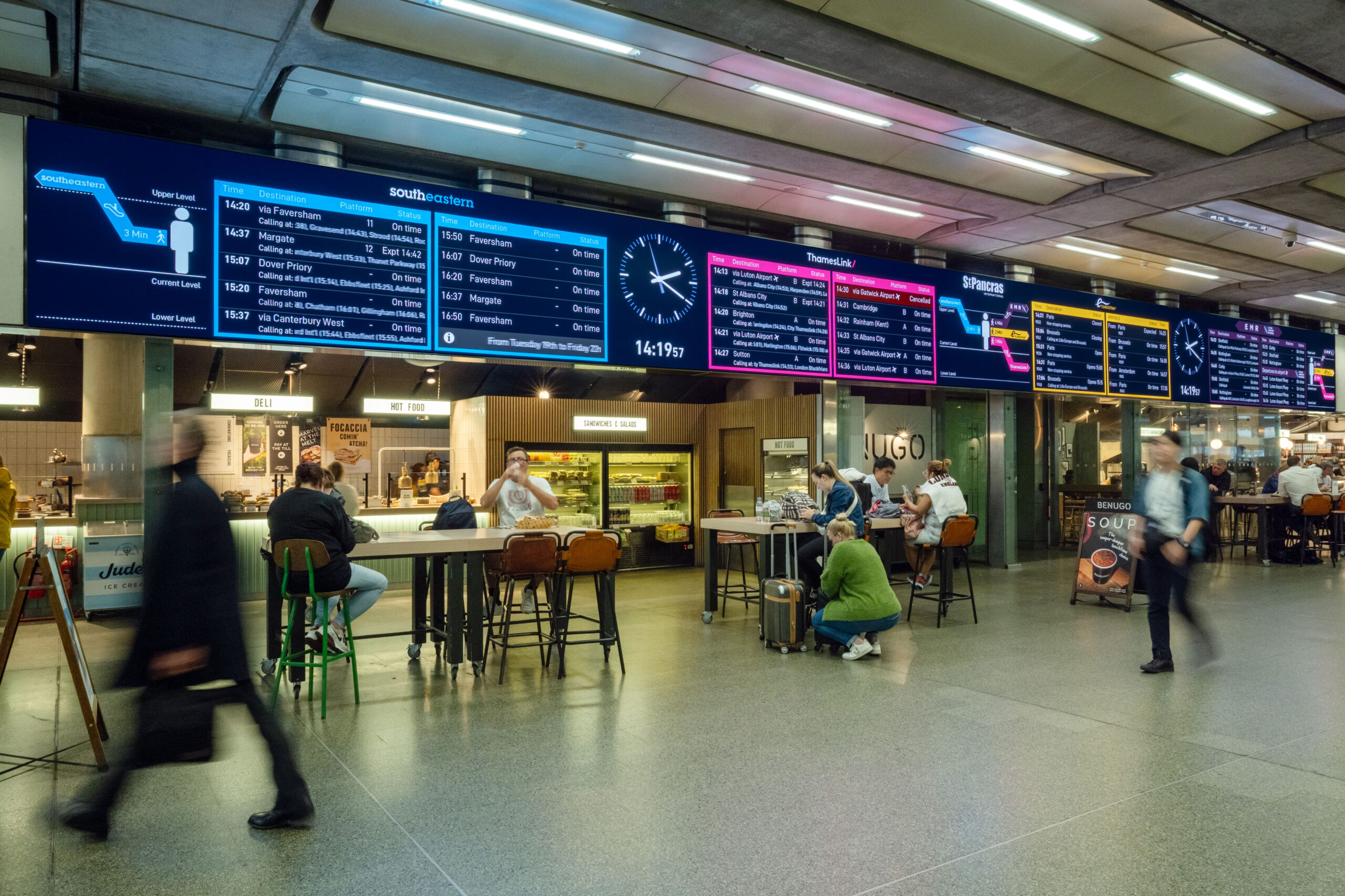 new-cis-screens-st-pancras-international_005.jpg