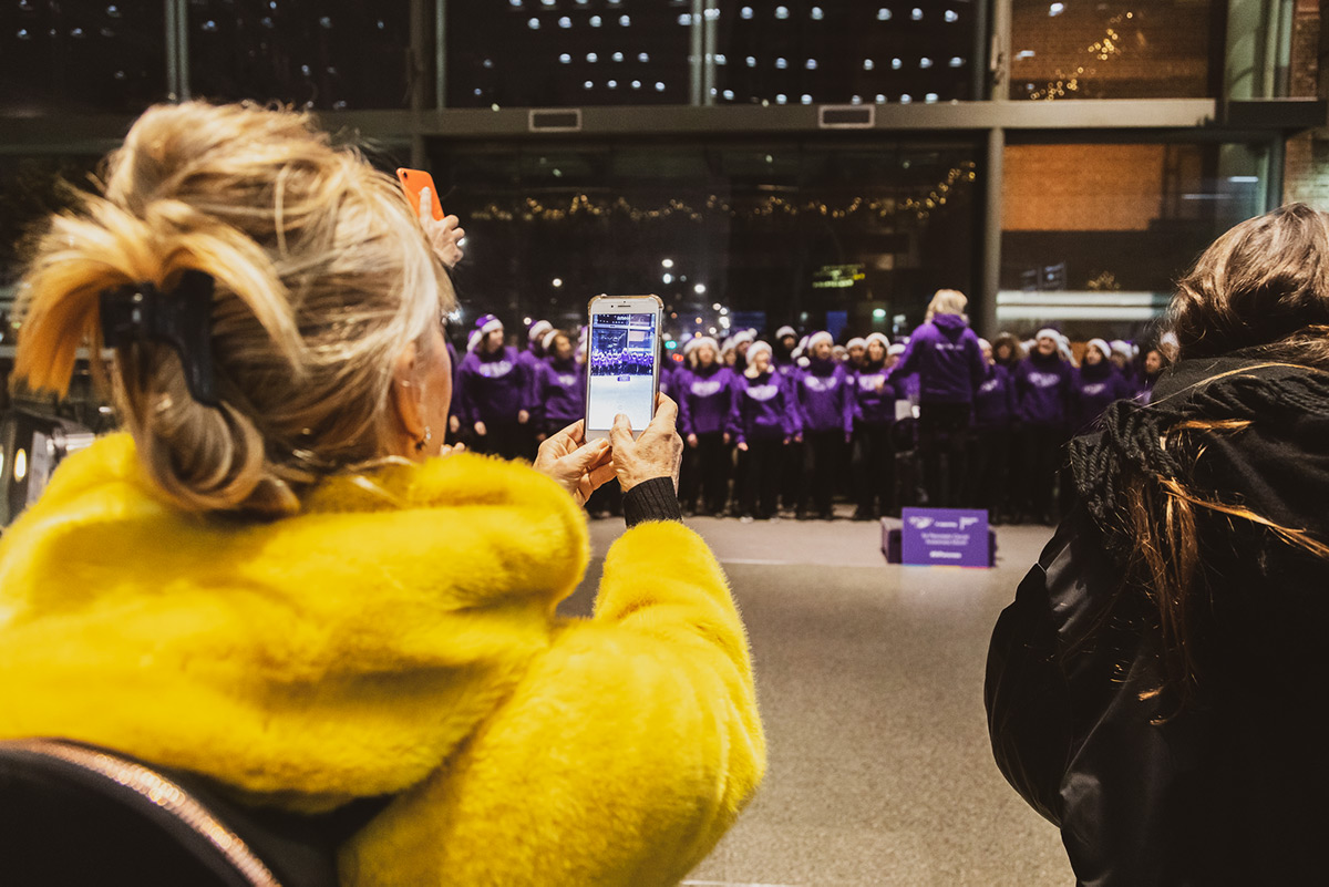 pancreatic-cancer-uk-popchoir-at-st-pancras-london-2019.jpg