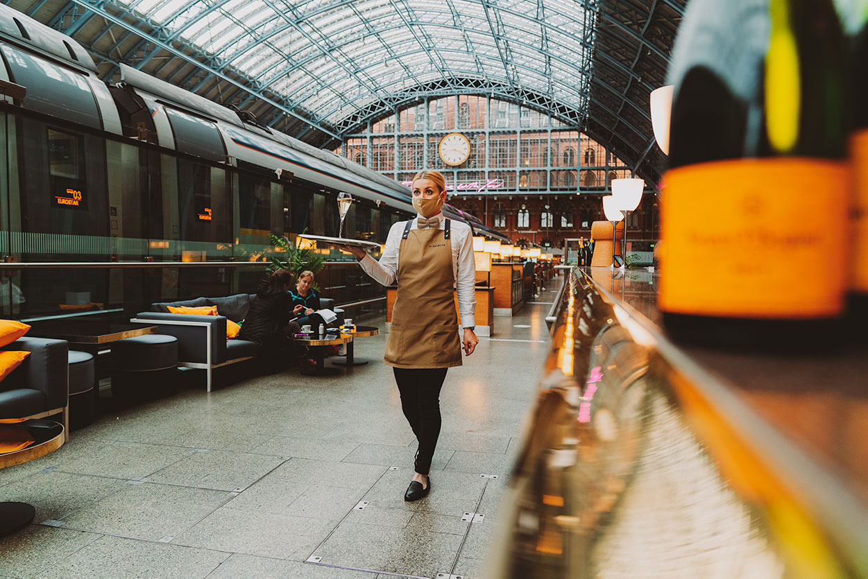 searcys-st-pancras-outdoor-champagne-bar-london.jpg