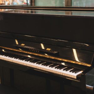 sir-elton-s-piano-at-st-pancras-2.jpg