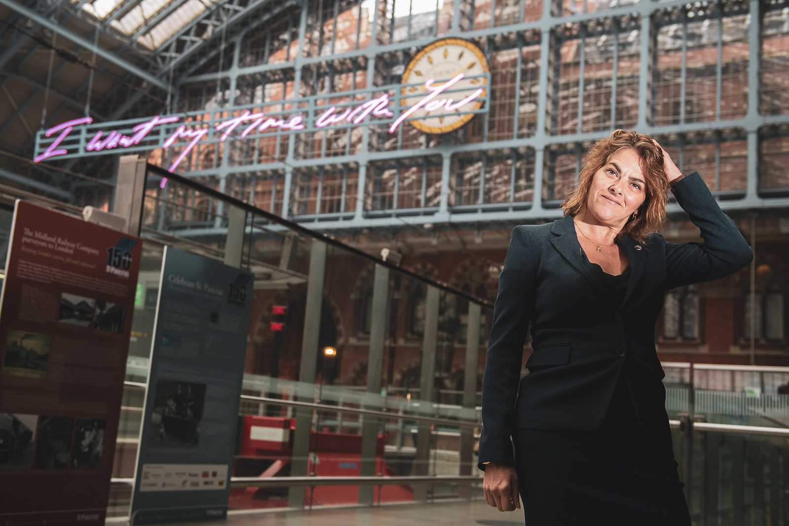 tracey-emin-unveils-terrace-wires-2018-st-pancras-art-installation-2.jpg