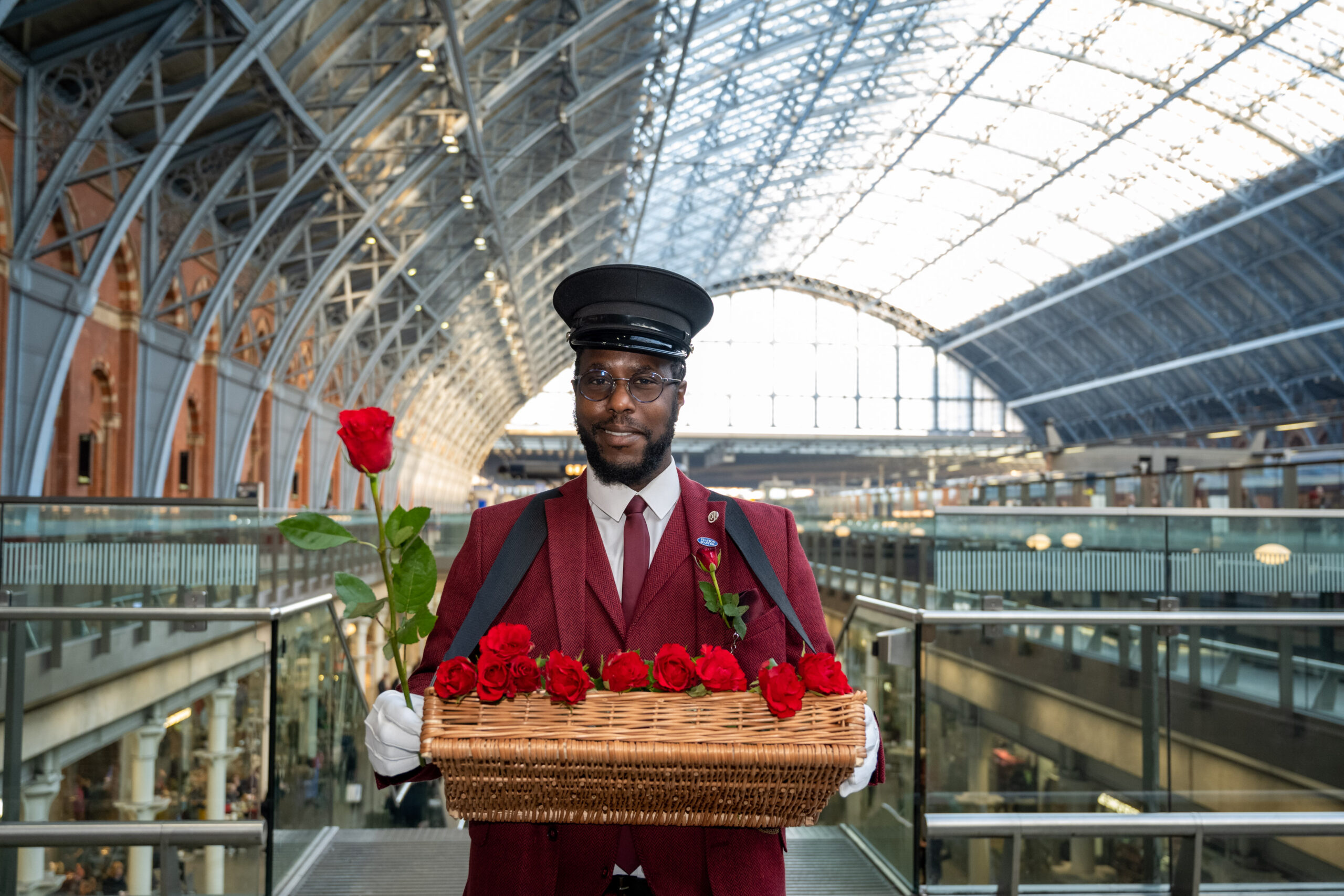 valentines-at-st-pancras_002.jpg