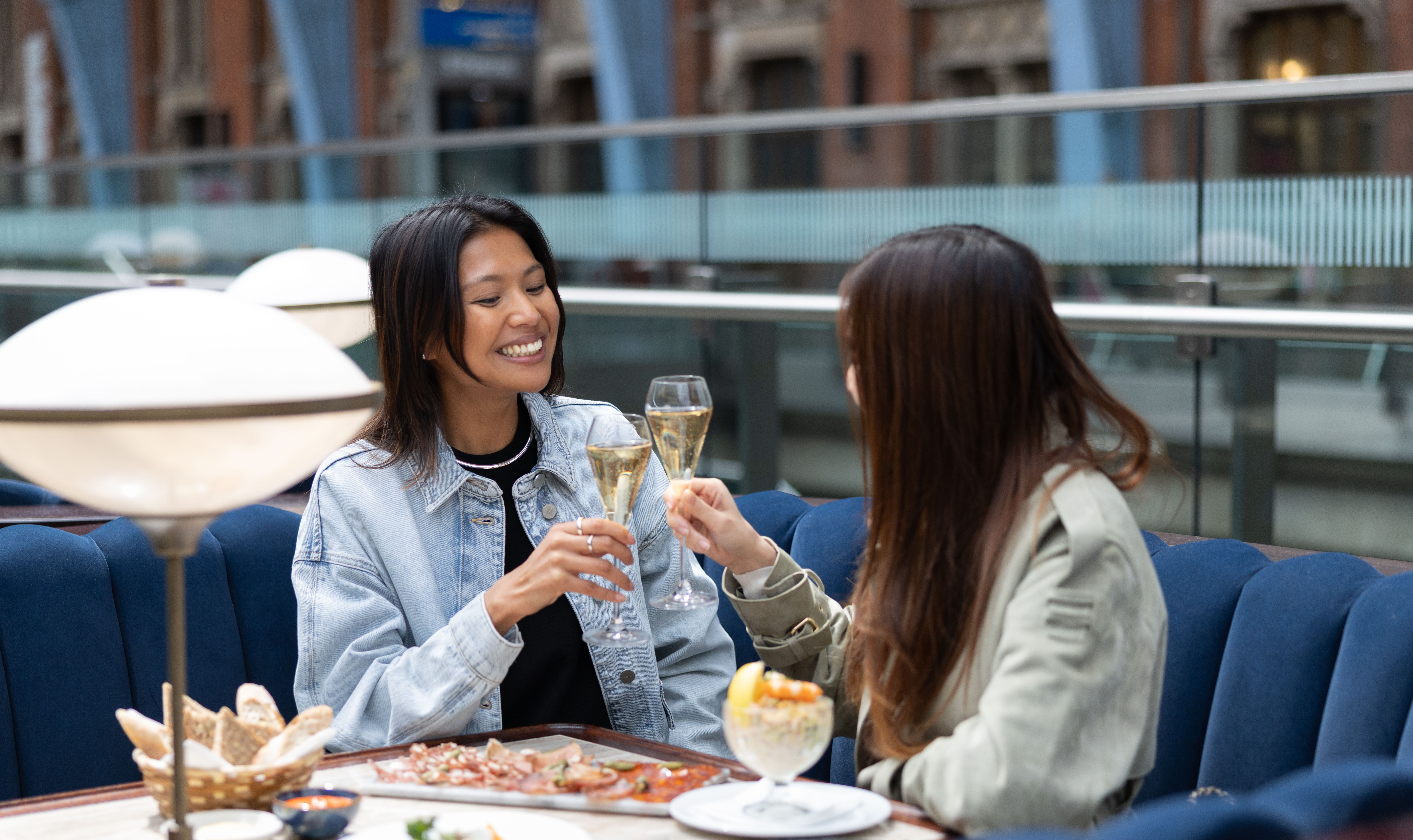 Searcys Champagne Bar St. Pancras International