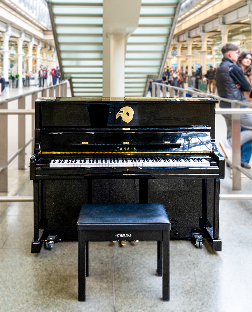 The Phantom Piano, St. Pancras International